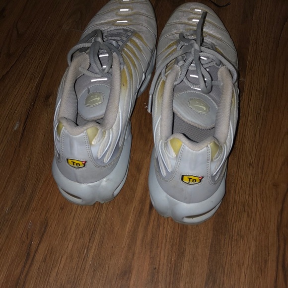 Nike air mags - Picture 2 of 3